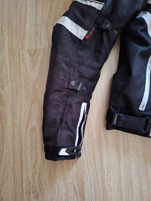 Дебело, мото яке