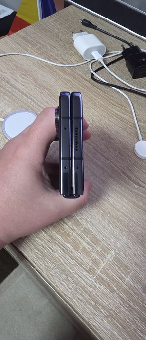 Samsung Fold 5 , 512gb ,12gb