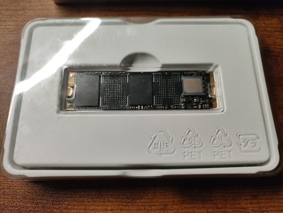 NVME SSD на 2TB памяти