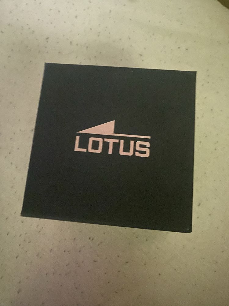 Часовник Lotus Оригинален Почти не носен