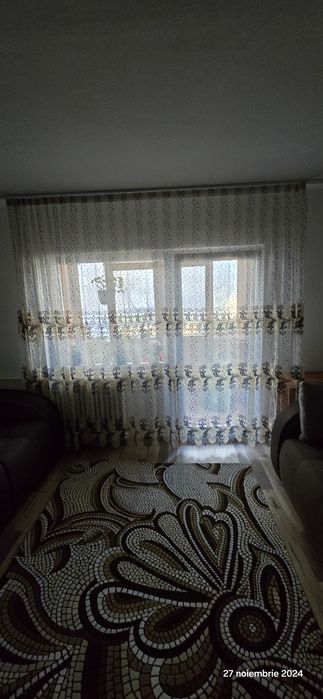 Perdea în stare foarte bună