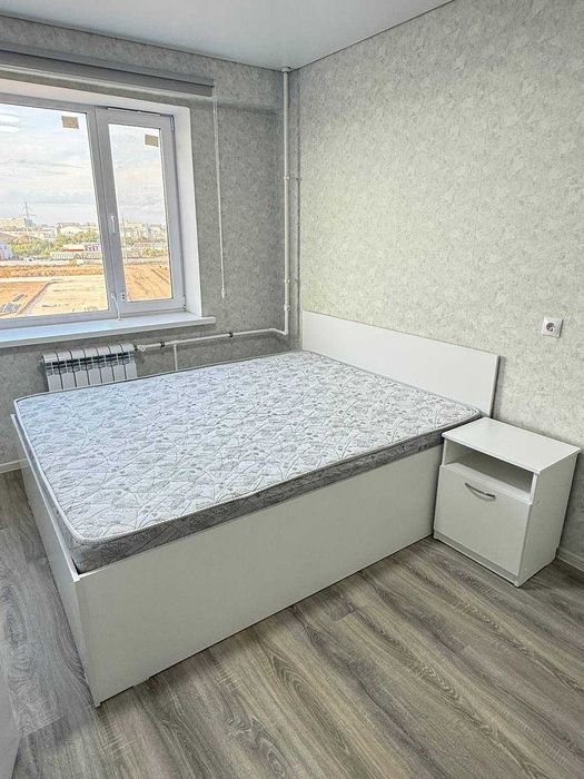 Продается кровать с матрасом