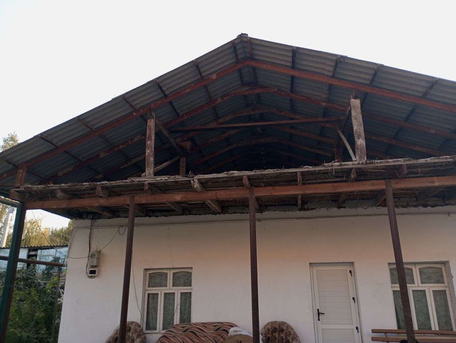 Уй сотилади ховли Кенг 19 сотих им срочно