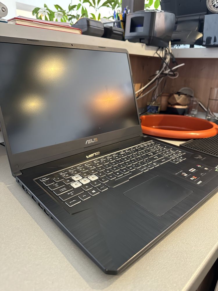 Laptop Asus Tuf 17” FX705DD