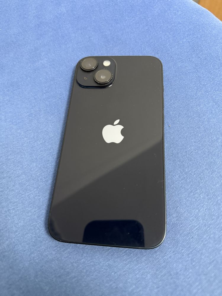 Iphone 14 Midnight 128gb baterie 85% ecran fisurat in partea de sus