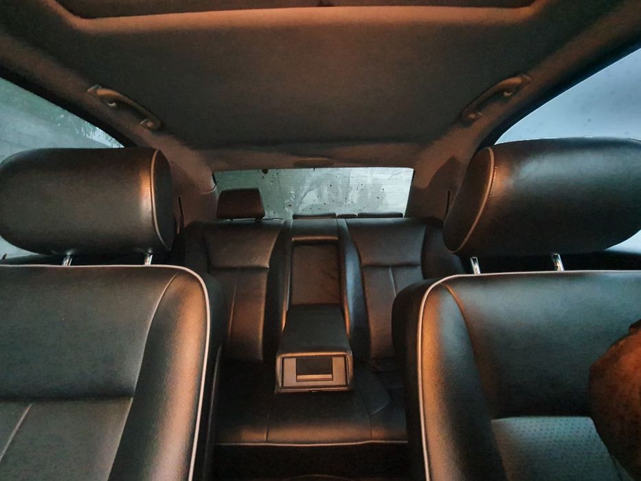 Mercedes Benz W210 E320