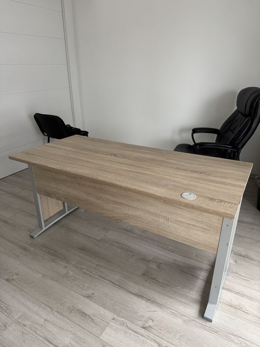 Masa birou din PAL