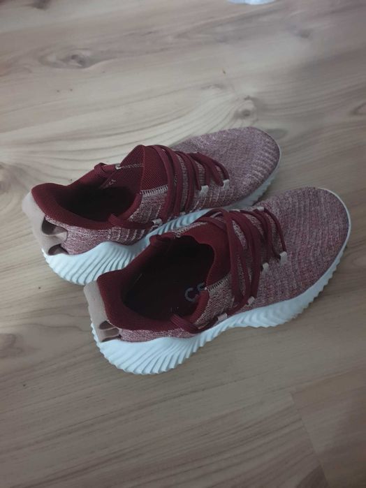 Adidas bounce оригинални маратонки+подарък тениска на Puma