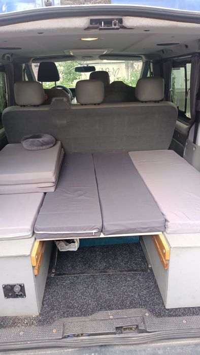 Vănd Renault Trafic 2 8+1 persoane