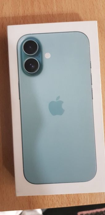 iPhone 16 128 GB.