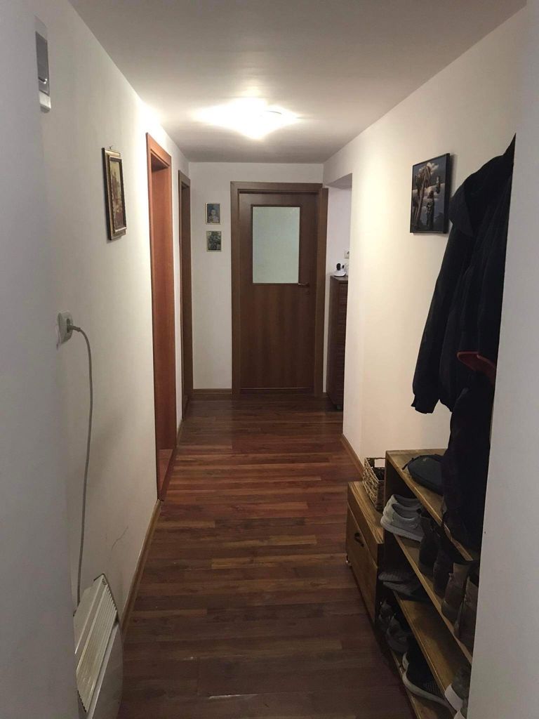 Продава се Къща в Ямбол, Изток - 100 кв.м за 900 €/кв.м - Снимка #2