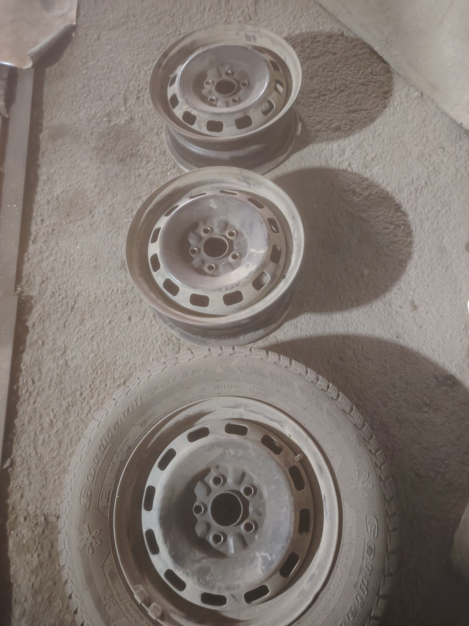 Продам б/у Диски 	R14  5/100 или 100/5