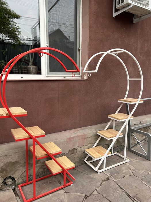 Полка в виде сердца