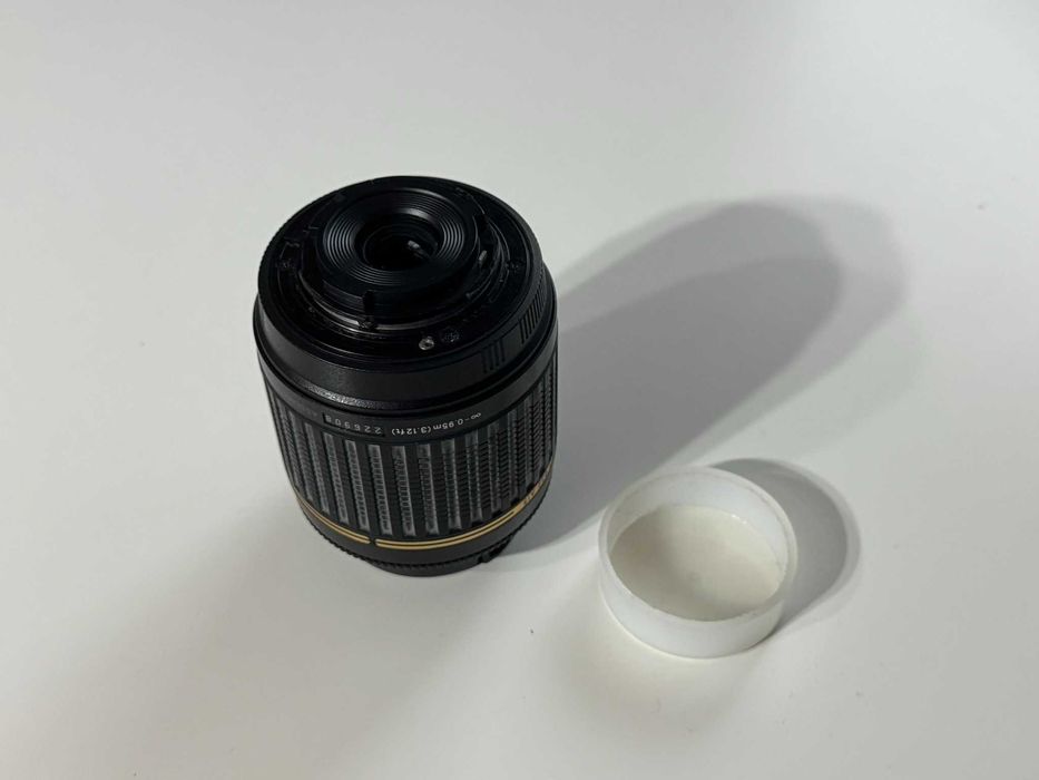 Tamron AF 55-200mm f/4-5.6 Di II LD Macro - Montura Nikon
