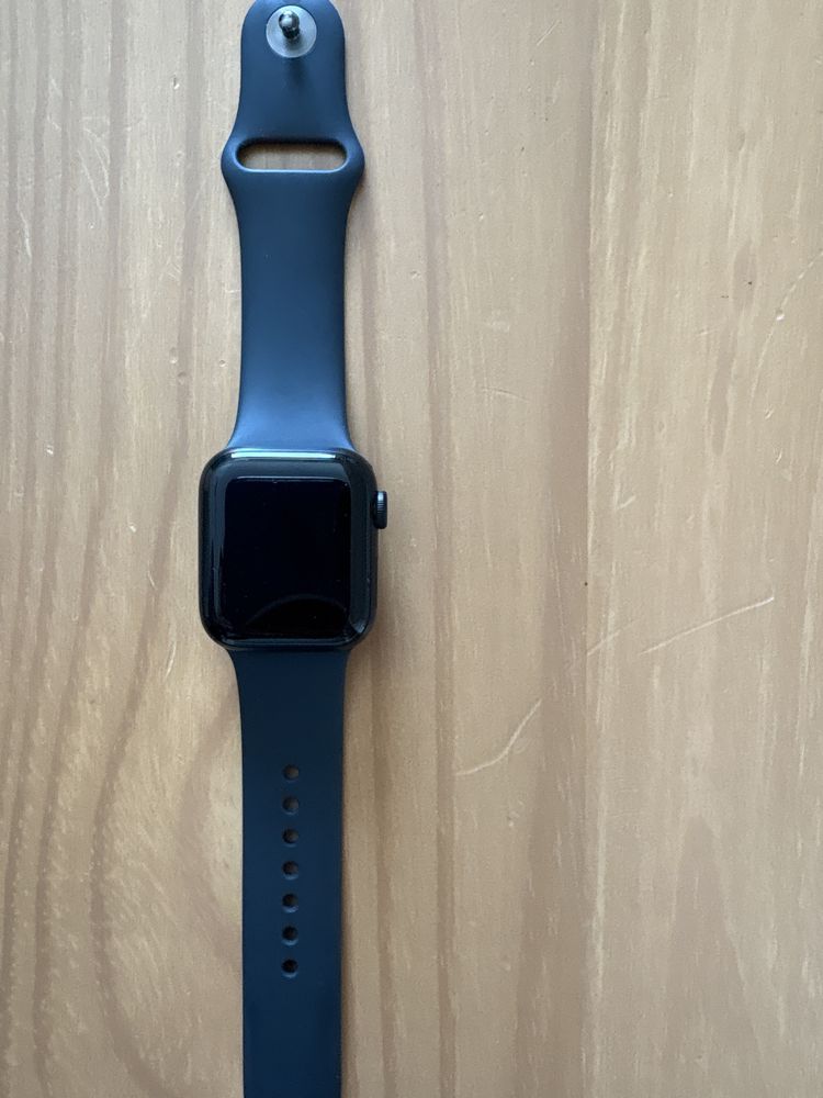 Apple Watch SE 44mm GPS - Stare Excelentă