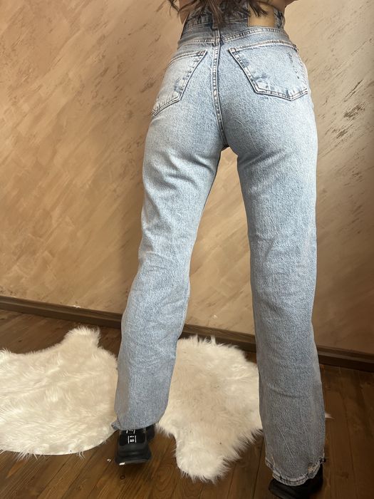 Дънки с широк крачол