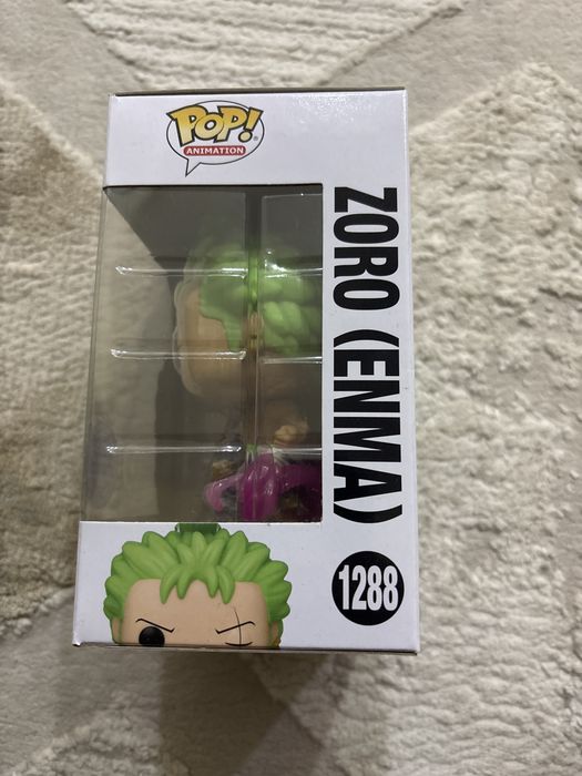 Фигурка зоро от funko pop