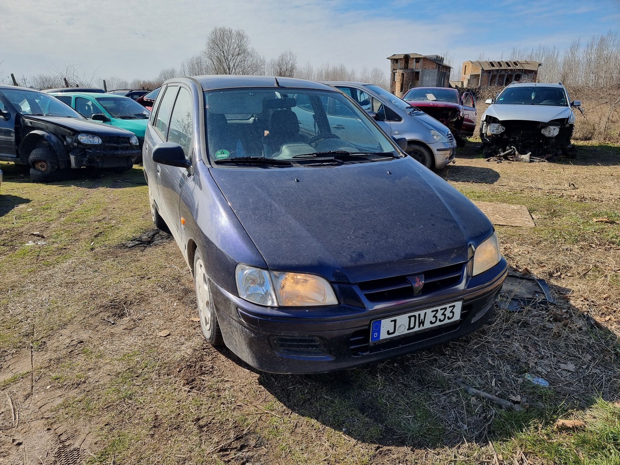 ️mitsubishi space star 1.8GDI  бензин 2000 г   само на части