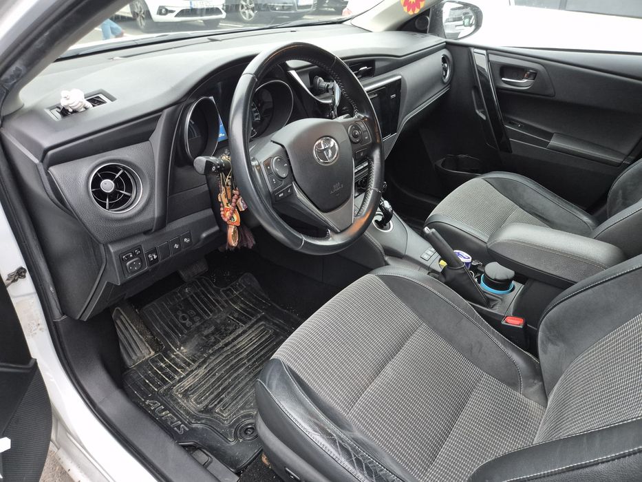 Toyota Auris hybrid unic proprietar