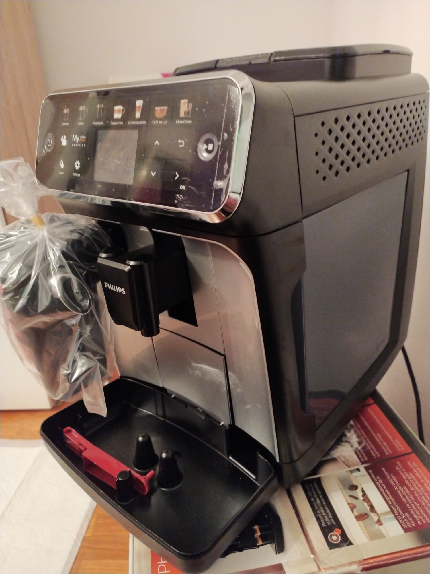 Espressor automat Philips LatteGo 5400