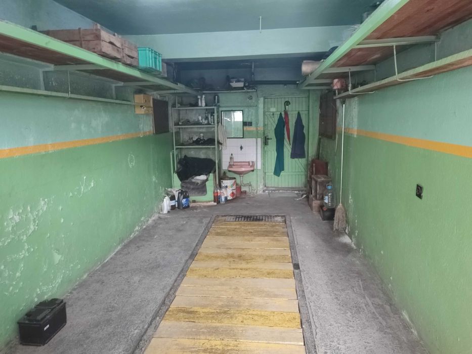 Продава се Четиристаен апартамент в Търговище, Център - 110 кв.м за 877 €/кв.м - Снимка #14