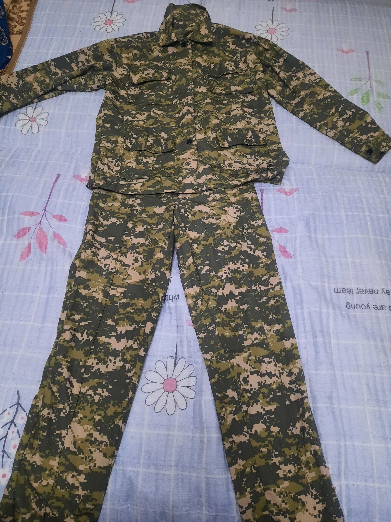 Продам военную форму