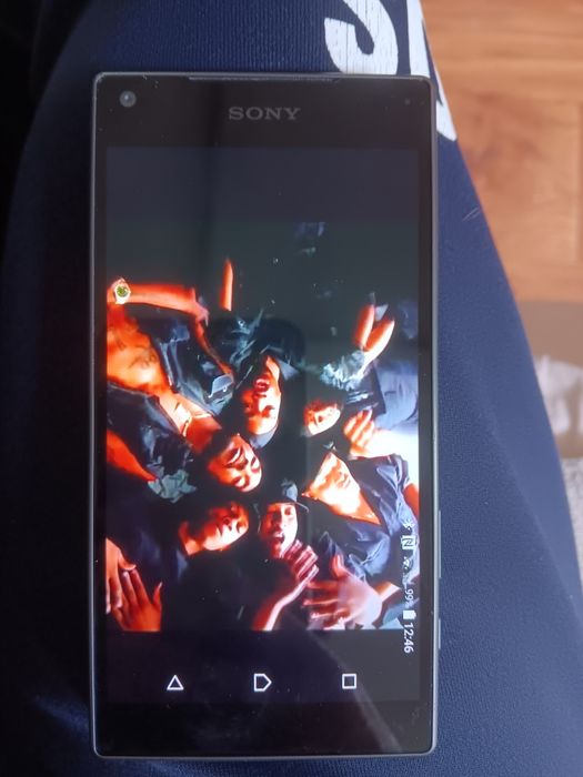 SONI Z5 Много запазен
