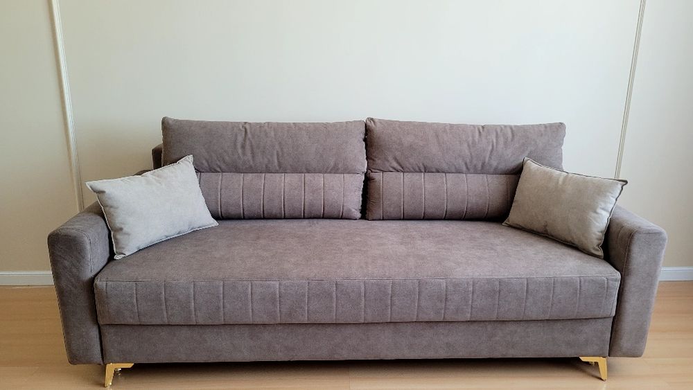 Продается НОВЫЙ, стильный  диван , сделан на заказ