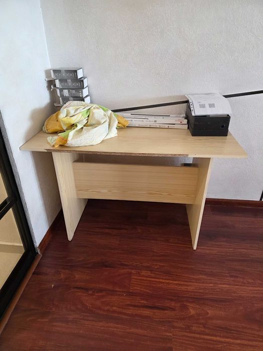 Продам стол со стульями