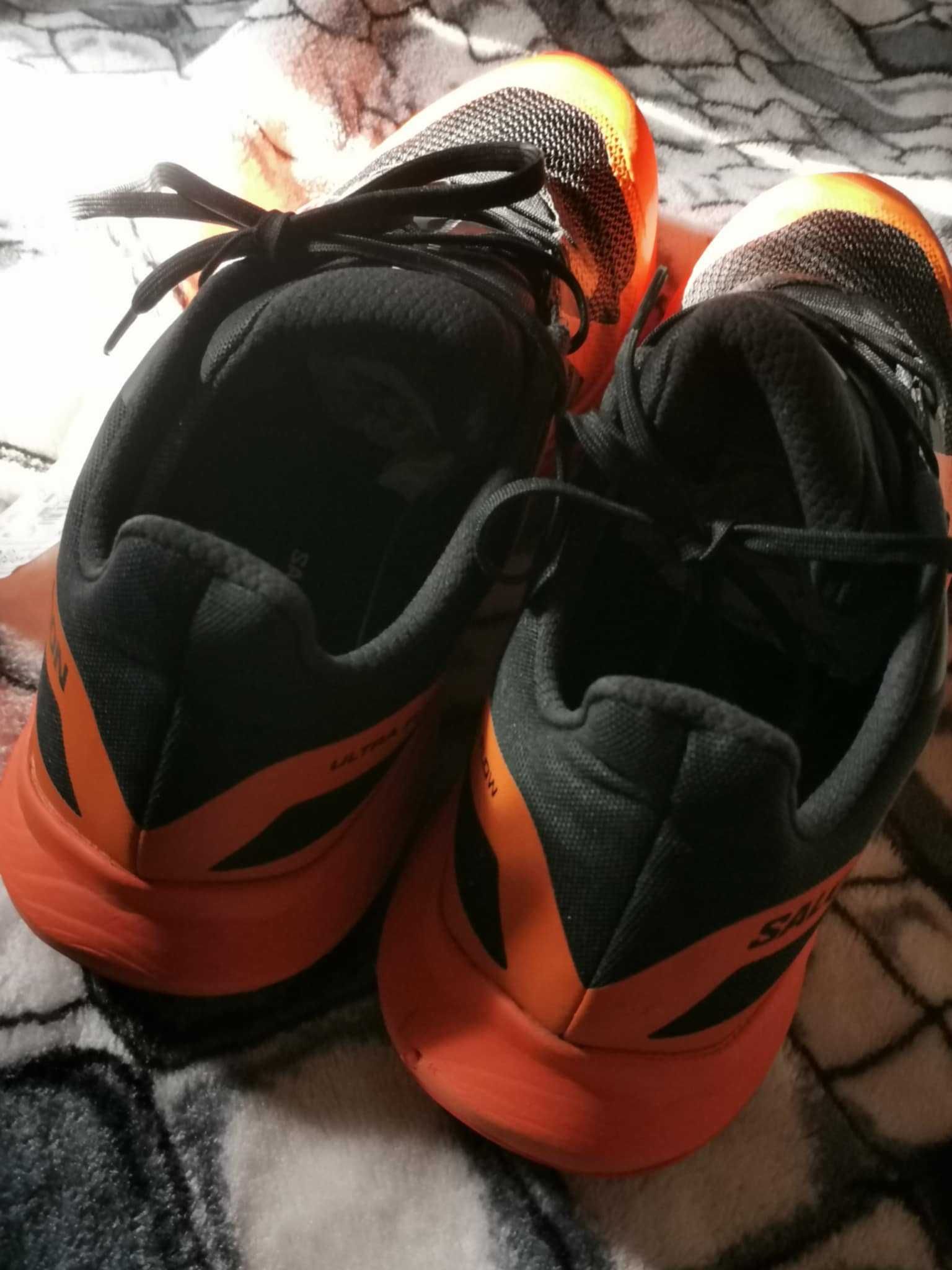 SALOMON Ultra Flow Goretex
Мъжки маратонки