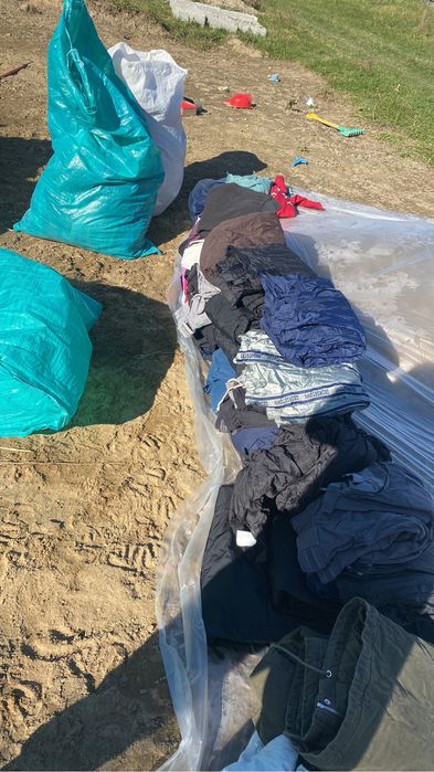 Haine Angro, schimb cu alte haine ori vand la bucata tot