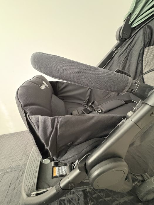 Ergobaby Metro+ в черно