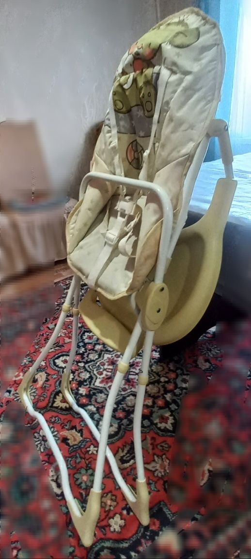 Стул для кормления