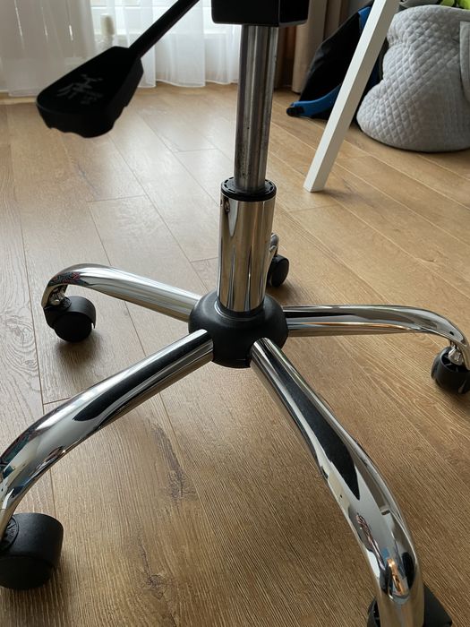 Детски стол за бюро