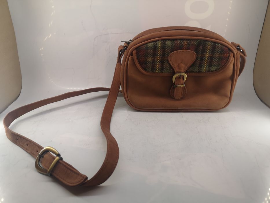 Малка дамска чантичка (естествена кожа) Laura Ashley