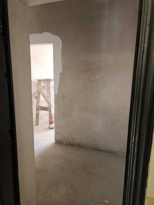 Срочно продается 2х квартира новостройка 67м2 на 2 этаже