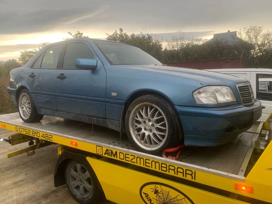 Dezmembrez Mercedes-Benz C180 W202 1.8 tip 111.921 90KW an 1998 euro 2
