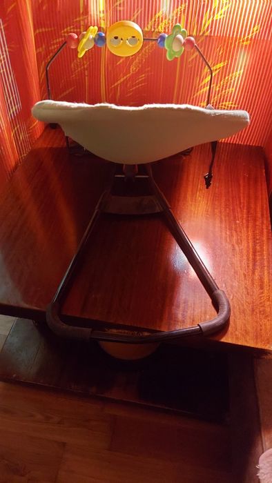 Щезлонг,почти новый