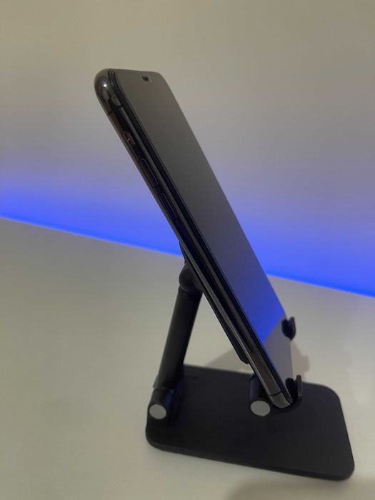 iPhone 11 pro max -64 GB / bateria 100%