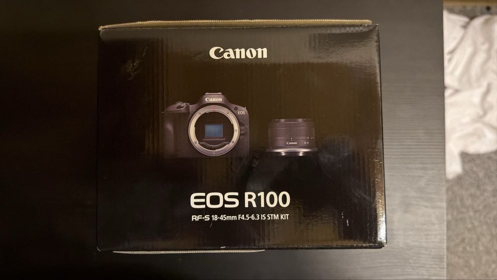 Canon EOS R100 + RF-S 18-45mm f/4.5-6.3 IS STM - NOU, SIGILAT