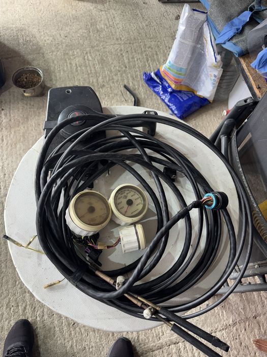 Vand Mercury OptiMax 135 cai complet fuel injection