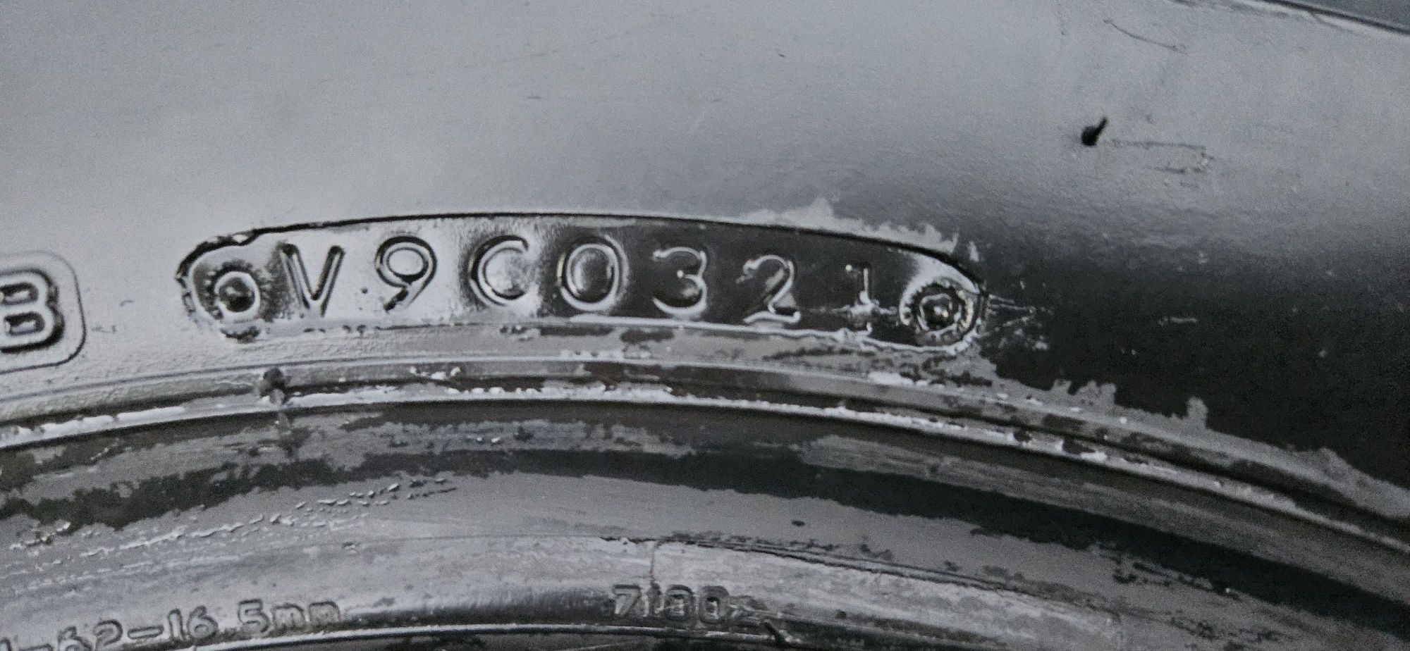 Шины Bridgestone Alenza 215/65/16