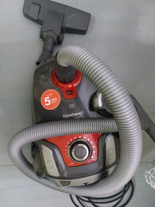 Пылесос  марки Техномир