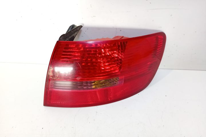 Stop Tripla dreapta break 89036920 Audi A6 4F/C6