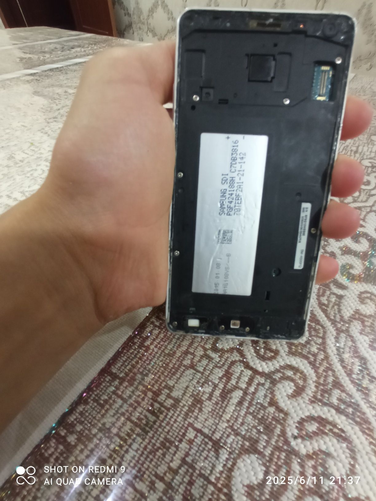 Samsung galaxy A3  2015 telefon sotiladi