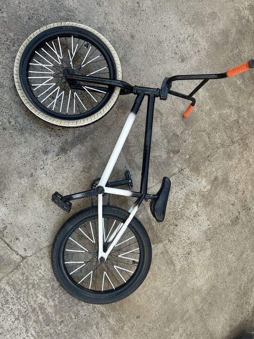 Vand BMX radio in stare foarte buna