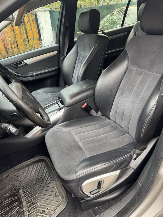 Mercedes R350 Long На части