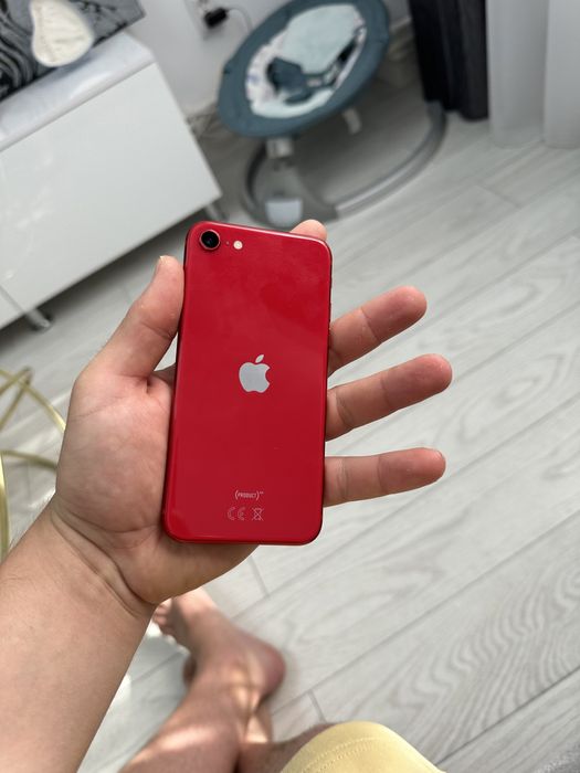 Vand iphone SE 2 pentru piese