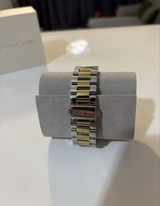 Ceas Michael Kors auriu