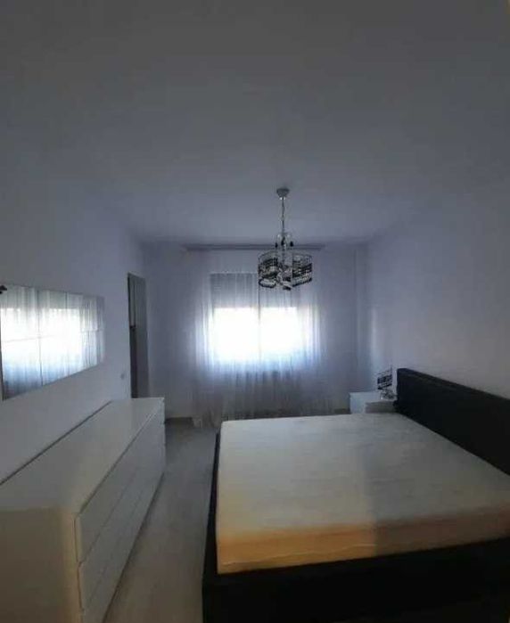 Дава се под наем Тристаен апартамент в Пловдив, Кючук Париж - 86 кв.м за 382.5 € - Снимка #3